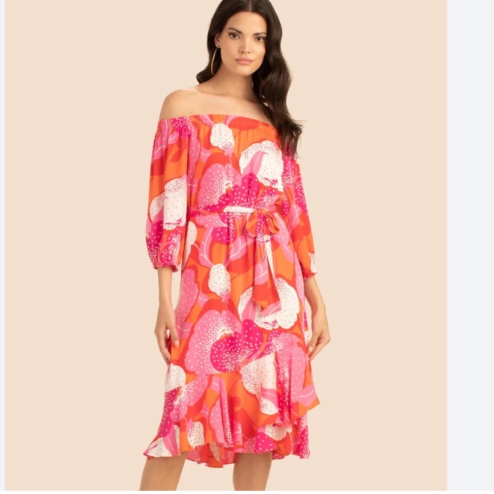 Trina Turk Soft Pink Marilla Dress Silk Blend M NWT ( no tie)